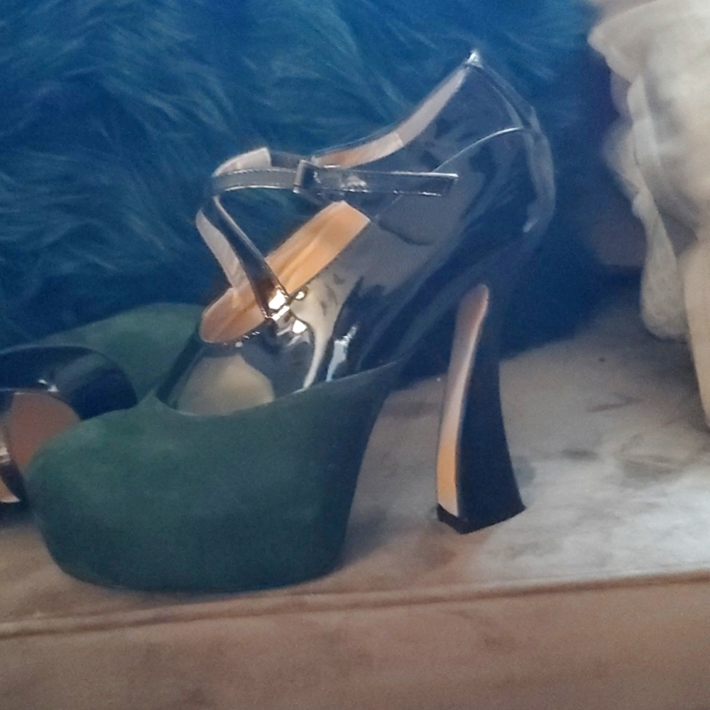 Green and Black Shoes made in Italy